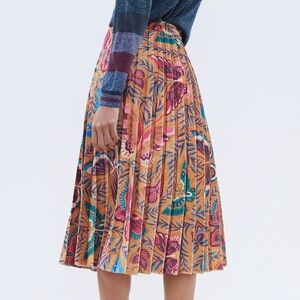 Farm Rio Velvet Pleated Skirt